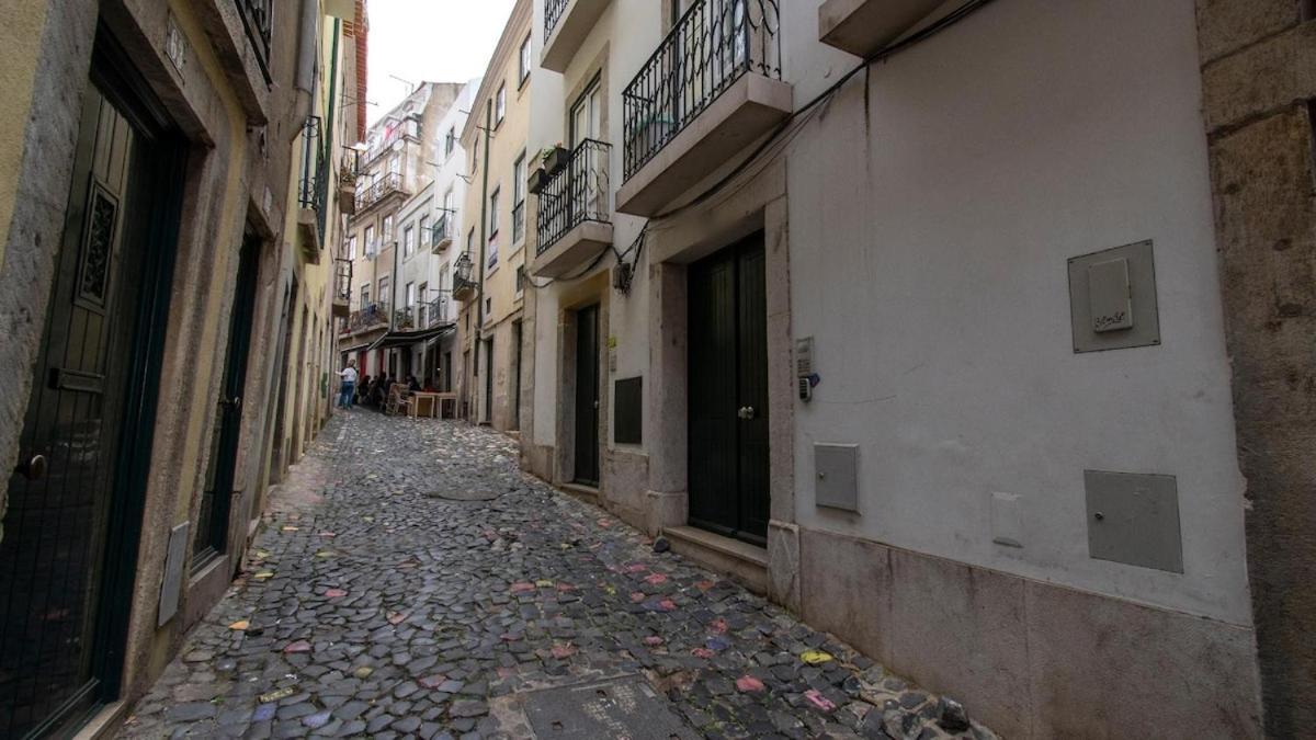Portas Do Sol Stylish With Elevator Apartment Lissabon